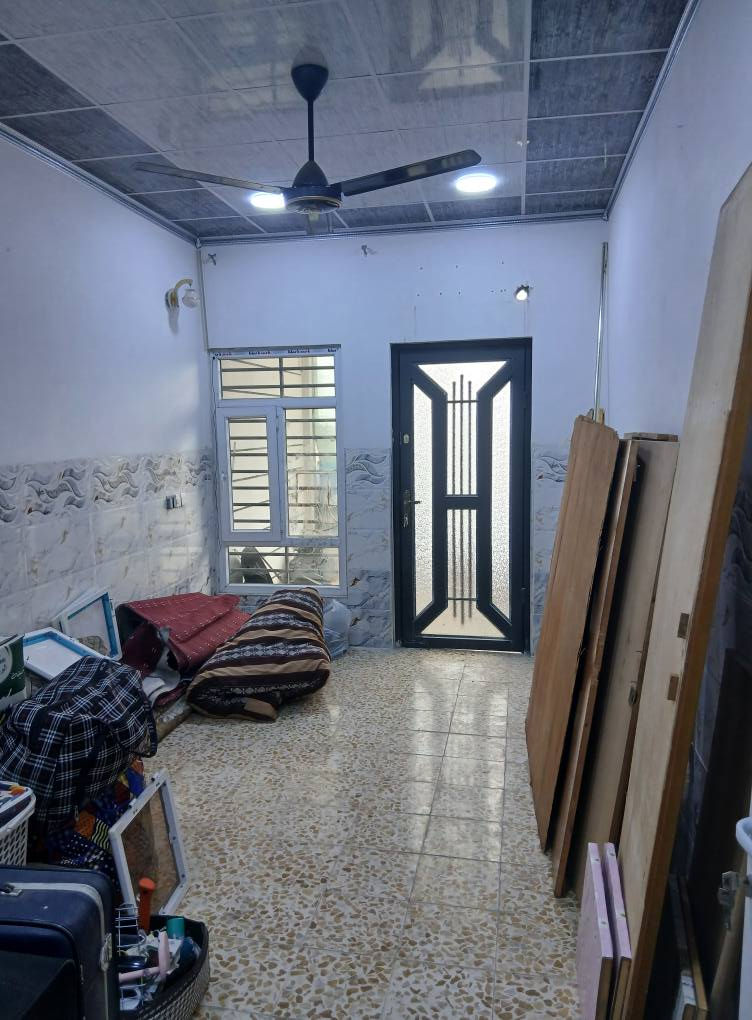 حي الوليد شقه للايجار بناء حديث في الموصل حي الوليد الجيه المقابله من حي الميثاق
 غرفتين نوم هول صحيات مطبخ
 بيتونه سطح 
***********/***********
