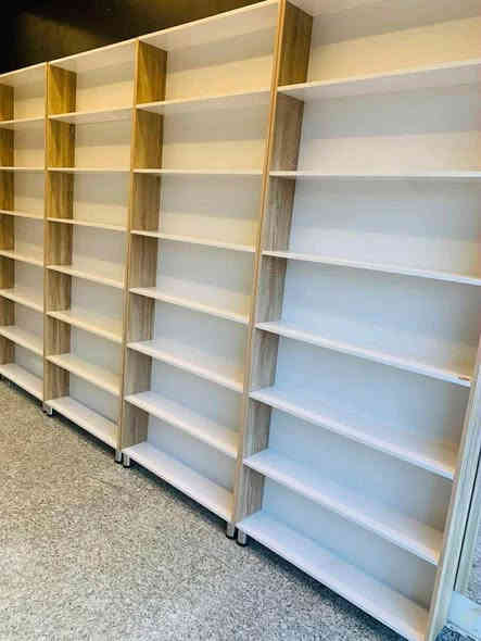 📌 NDF للديكور والأعمال الخشبية
نقدّم لكم تنفيذ وتصميم الرفوف – غرف النوم – الديكورات الخشبية بأعلى جودة واحترافية.

🛠️ خدماتنا:
• تفصيل غرف نوم حسب الطلب
• تصميم وتركيب رفوف بجميع الأشكال
• تنفيذ دواليب – تسريحات – كومودينات
• أعمال MDF / NDF بجودة عالية
• قياسات دقيقة – خامات ممتازة – تشطيب فاخر

✨ نضمن لكم:
✓ سرعة الإنجاز
✓ أسعار مناسبة
✓ تنفيذ حسب المقاسات والمخططات
✓ أشكال حديثة وعصرية

📞 للتواصل والاستفسار: معمل مصطفى ابو خلفه الموقع السايدين مقابيل بيت حجي جوده كويجو والفرع الثاني السايدين مقابيل بولو للملابس الرجاليه 
أحمد الشمري/محمد احمد

‭0772 249 8156‬
***********
***********
…………………

📍 نخدم جميع المناط
