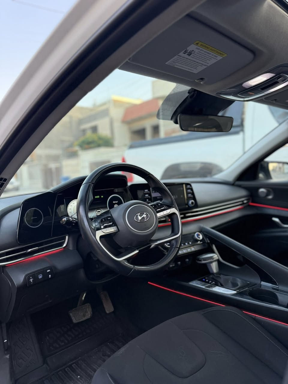 السلام عليكم النترا2023هايبرد وارد بيه صبغ بنيد وداير مال جاملغ خلفي فقط وصورت طخه بالمنشور وباقي سياره مكفول من صبغ ماشيه35الف باسمي تحويل ثاني يوم مكينه كير مكفولات تخم تاير الاصلي دلوب انتاج25مواصفات سلايت بصمه تشغيل عن بعد هند بريك بصمه شاشه كامره حساس الامامي وخلفي تحديد مسار شاحن تليفون الاشاير بالمري لد الامامي وخلفي لايت زنون بلادي رادار الامامي وخلفي وبالمري صندوك ذكي عن الاقتراب يفتح تبريد قطعتين مكينه1600 مكان سياره بغداد المشتل رايده138ورقه***********
