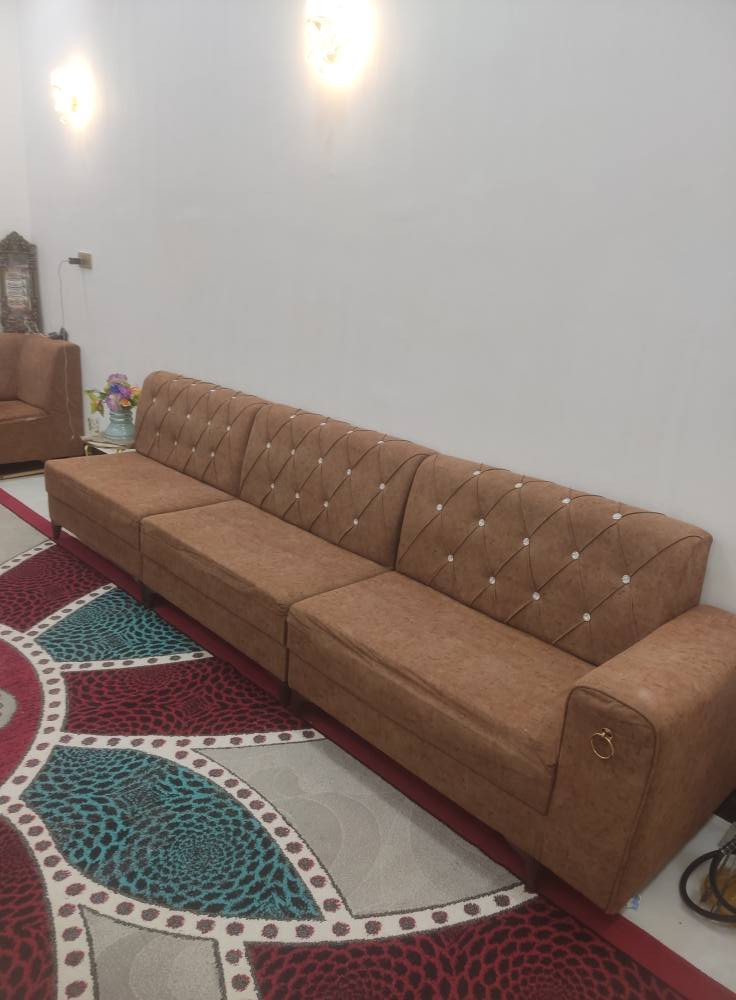 السلام عليكم تخم للبيع كلش نضيف 10نفرات مكان رفاعي توصيل موجود سعر 275وبي مجال استفسار ***********
