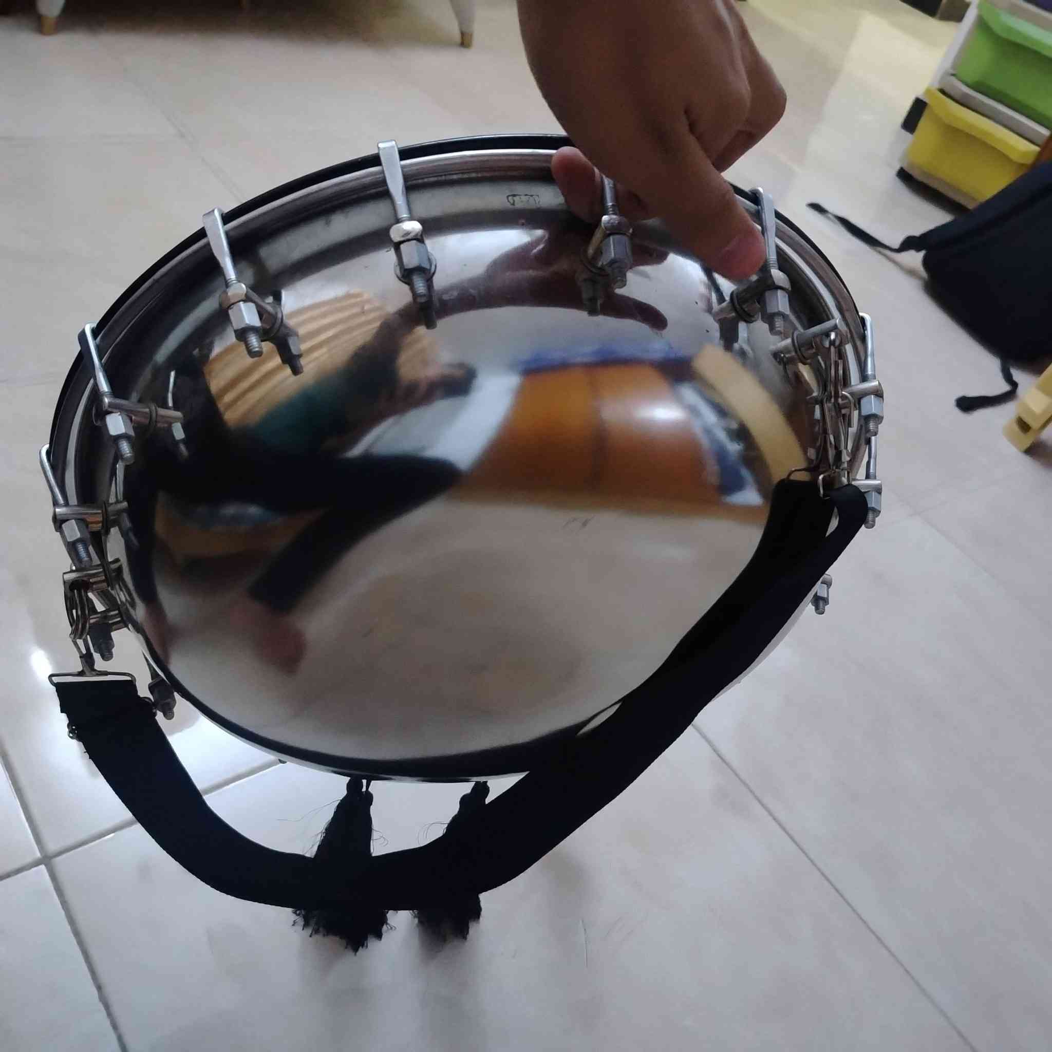سلام عليكم نقارة للبيع فول نضافة والله جديده ما مستعمله معه أشعة وياها إضافية و عوادينه شراي ادخل خاص محمودية حي17 متواجد خاص و ات ساب ***********
