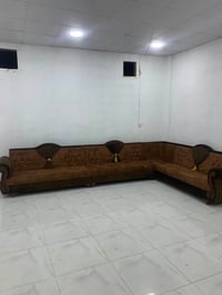تخم • ١٠ مقاعد