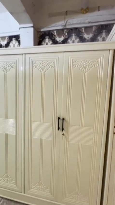 كنتور جديد مامستخدم خمس ابواب موديل وتصميم تركي بشغل ولمسات عراقية 
الخارج ام دي اف 5 ملم 
الداخل جام 3 ملم 
القاعدة بلوك صاج 16 ملم 
الظهر جرجوبة فتح وشد براغي 
الصبغ فرن حراري ودرجة اولى  

السعر 510 الف 

مع نقل وشد داخل بغداد مجاني

اطراف 10

لا يوجد محافظات


**إذا كنت صاحب هذا الإعلان وتريد حذفه لأي سبب، رجاءا أرسل رسالة إلى الدعم الفني**