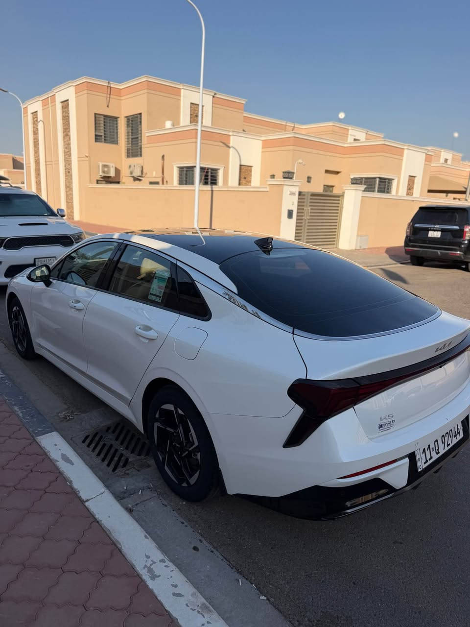 K5 2024 خليجي رقم بغداد فول سياره 
ماشيه 31 الف 
بيه صبغ قليل موضح بالصوره 

سعر 215 

*********** الزبير, البصرة
