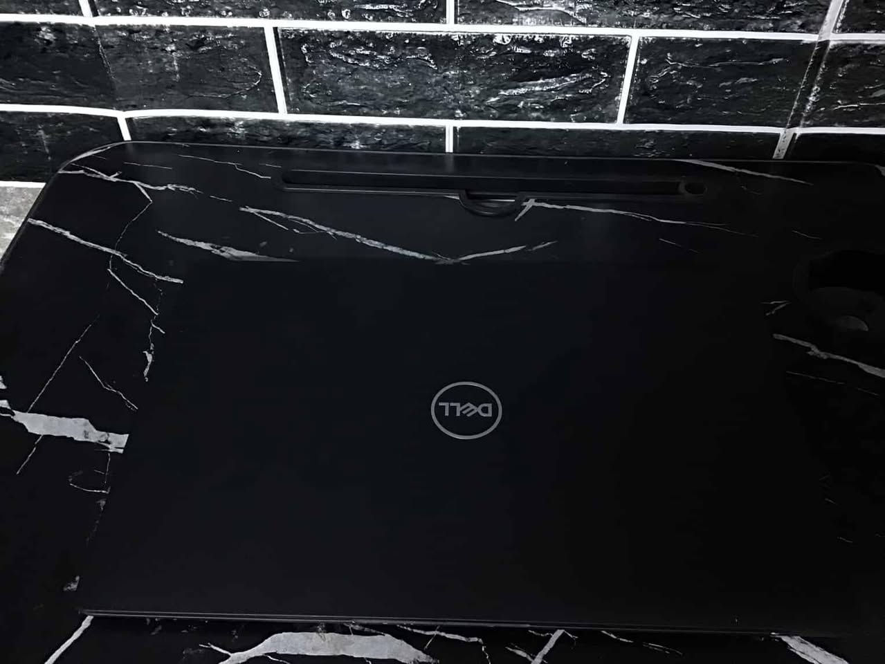 مراوس بأيفون او بيع
لابتوب ديل 
معالج core 5 الجيل 10
رام 8 قابل للتطوير الى 32 
هارد SSD 256 قابل للتطوير 
بطارية بحالة جيدة ساعتين الى 4 ساعات 
نظافة 95٪
اللابتوب اشتريته قبل ٦ اشهر ومحتاج اريد ابيع او مراوس 
للاستفسار مراسلة الصفحة


**إذا كنت صاحب هذا الإعلان وتريد حذفه لأي سبب، رجاءا أرسل رسالة إلى الدعم الفني**