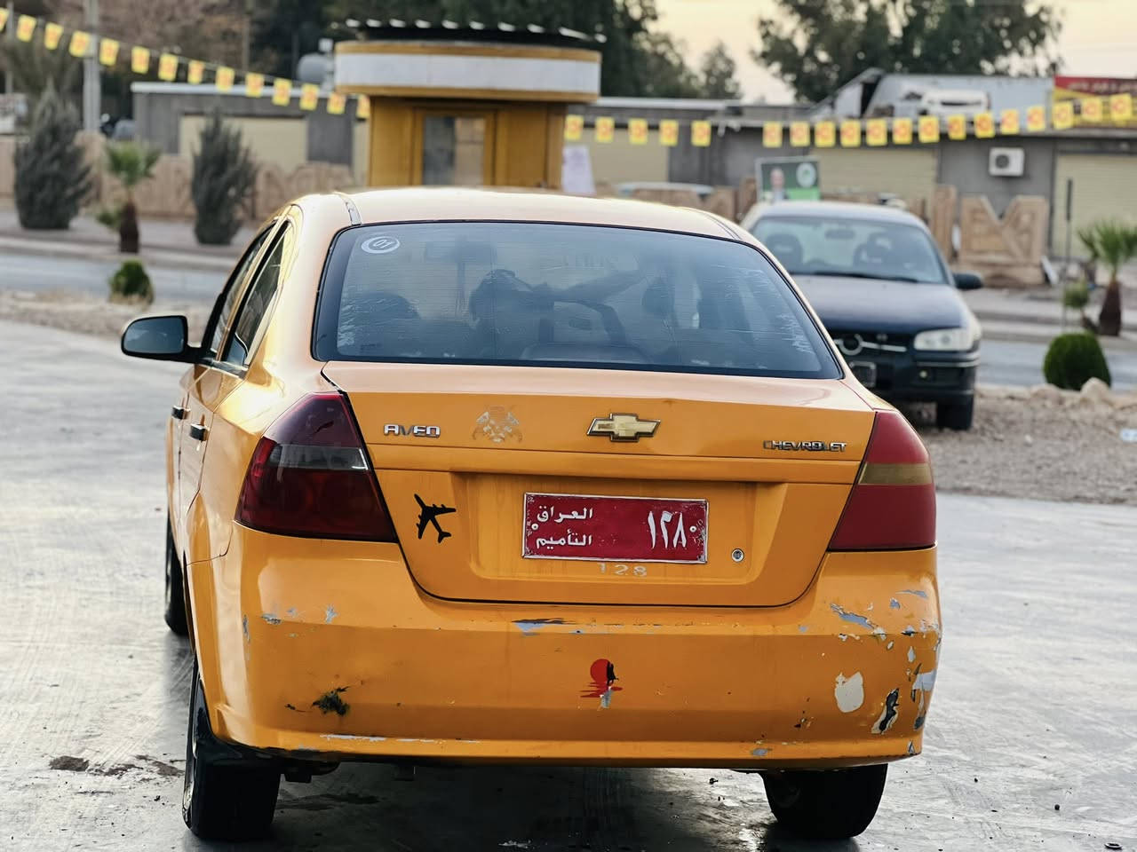 اڤيو موديل 2007
پيتاقه ي بنزيني هه يا 
گيرو مه كيني به شه رت 
نرخ 33 كه ميك مجال 
***********
