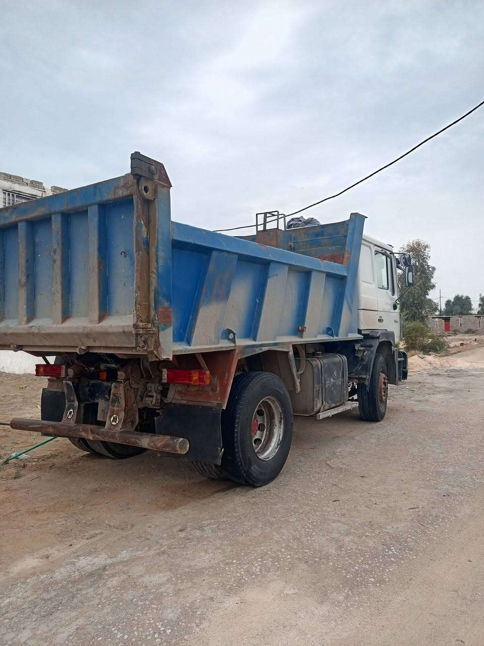 سلام عليكم البيع مان صقر مجموعة جي اف مكينه سته كير 160 مكفوله سياره مكينه وكير وشاصي وحداديه تخم تاير جاهز العمل شراي تصل ***********
