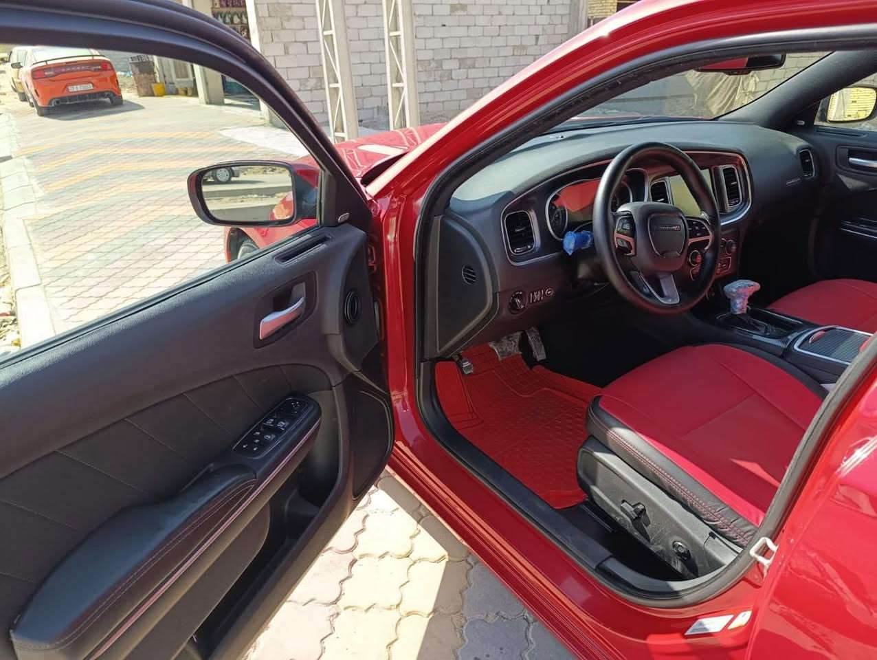 سلام عليكم جارجر ١٦ اصل رقم شمالي سياره مابيه حادث ابجم كبس بابين كلير لا فتح ولا صبغ سياره كلش جديده ستخدام شخصي سعر 210 بيه مجال قليل  ***********
