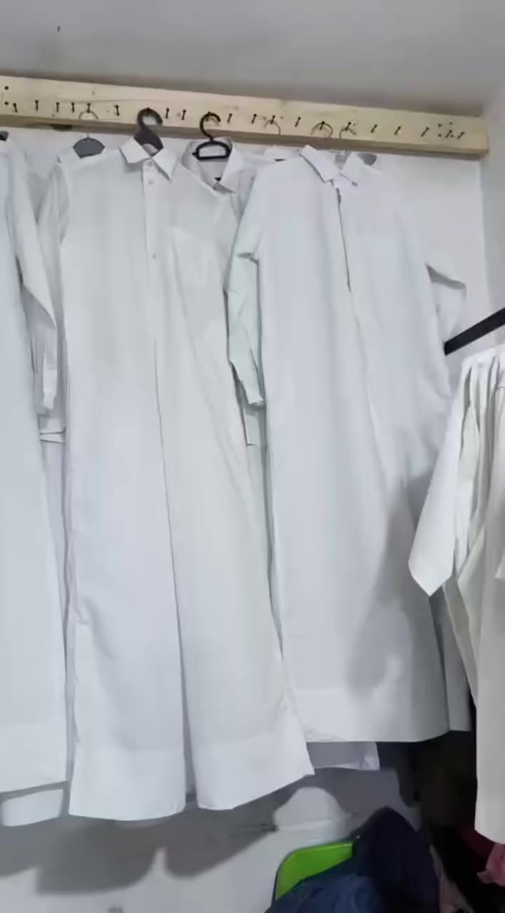 دشداشة رجالي درجه اولى
تيشيرت مع قميص درجة اولئ
بأ انسب الأسعار
العنوان؛ شارع الذهب مقابيل كافترية كرار


**إذا كنت صاحب هذا الإعلان وتريد حذفه لأي سبب، رجاءا أرسل رسالة إلى الدعم الفني**