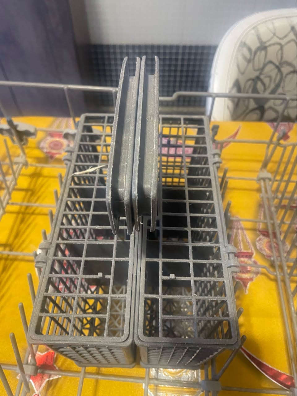 سله غساله صحون سامسونك مع سله ملاعق الفلوجة, الأنبار


**إذا كنت صاحب هذا الإعلان وتريد حذفه لأي سبب، رجاءا أرسل رسالة إلى الدعم الفني**