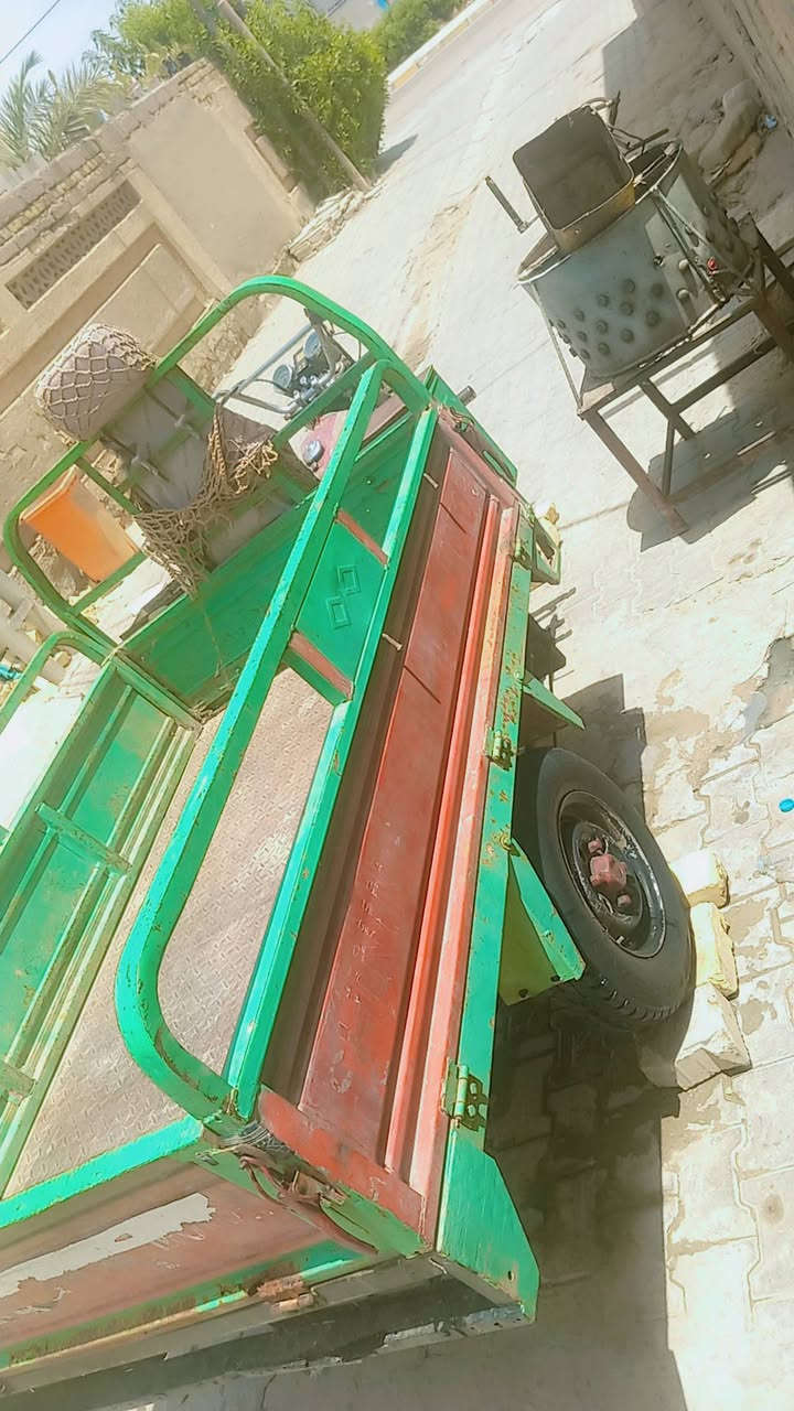 سلام عليكم ستوته البيع كهربيات شغاله شاصي مكفول تواير جدد مكينه نضيفه دوات دوات كله بيه شغال بدي نضيف خياس ما بي دوم المكان المجر الكبير رقم الهاتف ***********اقره منشور ونتصل
