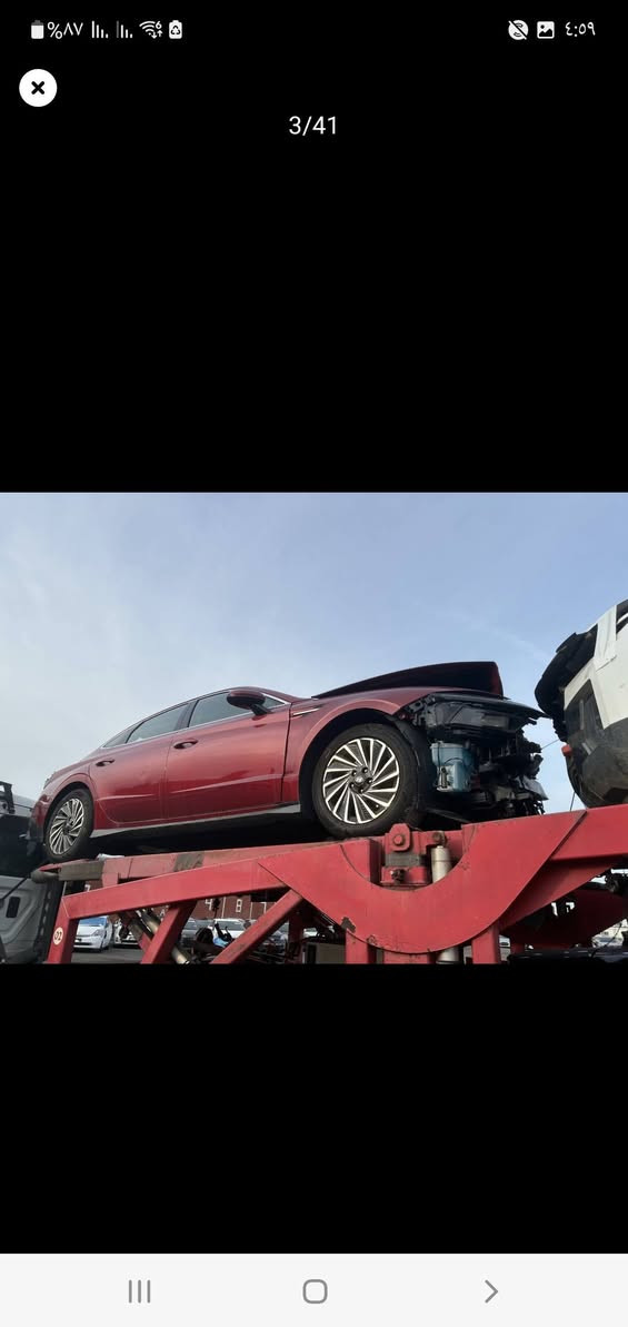 السلام عليكم... من رخصة الأدمن المحترم 🌹🌹
للبيع سوناتا ٢٠٢٥ هايبرد مواصفات Sel فول عدا البانوراما 

عداد المسافة : ٢٤ الف 

هايبرد محرك 2000 توربو 

تحديد مسار 

قيادة آليه 💫🤖

كشن كهرباء 

شاشه ديجيتال متصله 🤖💫

تبريد قطعتين ❄️

رادار امامي و جانبي 🤖💯

حادث موضح بلصور 

ايرباك دركه 💢

السيارة مشحونة بلطريق 🚢

موعد الوصول للبصرة ٤/٦ توصل بشهر 4 

السعر واصل بصرة 112
***********
