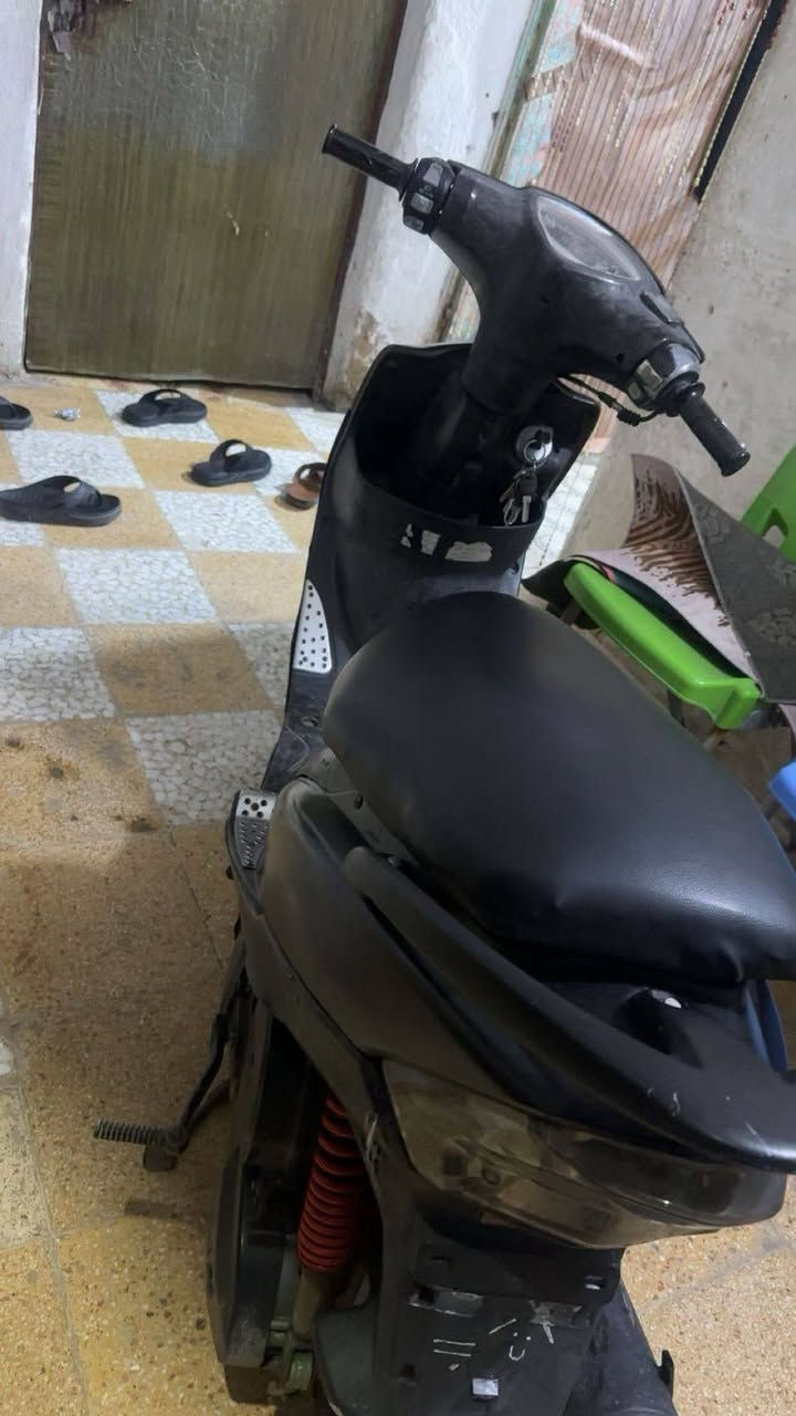 سلام عليكم دراجه ماكس للبيع أوراق كله بلاد مبدل بيهة بس بستم مكاني عماره استفسار *********** واتساب
