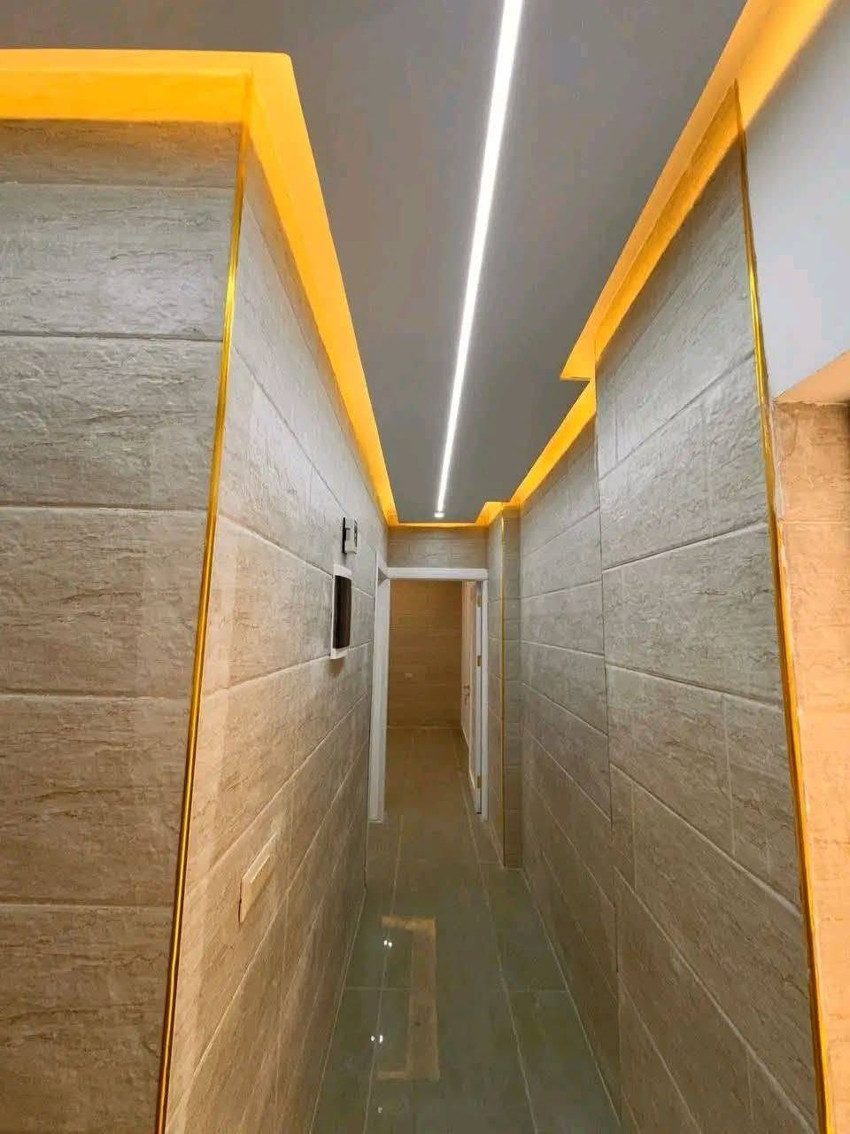 أعمال الجبس والديكور عندي بتصميمات إبداعية ولمسات فنية مميزة، كل قطعة هي عنوان للرقي والجمال. ✨ للديكورات اللي تحلمون بها،#ديكورات #جبس
نسب الأسعار ودقه وسرعه ونضافه في العمل
فَن آلُصٍبْآغ ۆآلُدِيَگۆرآتٌ 

آلُآستٌفَسآر علُﮯ آلُرقم
👇
***********
