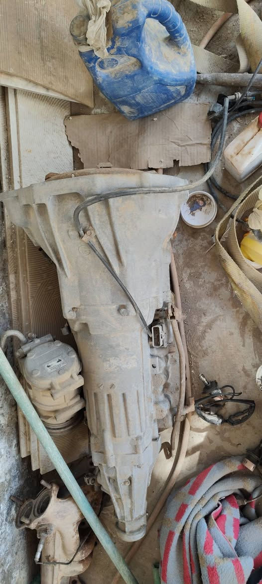 السلام عليكم
غراض ونجي
دكشن بارد ودكشن حار
سلف عدد ثنين
ديلكو   عوزه قبق
كلج زائد مروحه عدد ثنين
كوع ماي
قبق قايش التايم
داينمه   حاويه 
وكير  حاويه  عل شرط   مشدود شهر واحد فقط    الغراض كله حاويه ومشروطه    
مكاني ديوانيه       اليريدهن ابيعهن شلع    
***********
