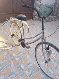 بايسكلات للبيع • الحمزة الشرقي • باسكال حمراء