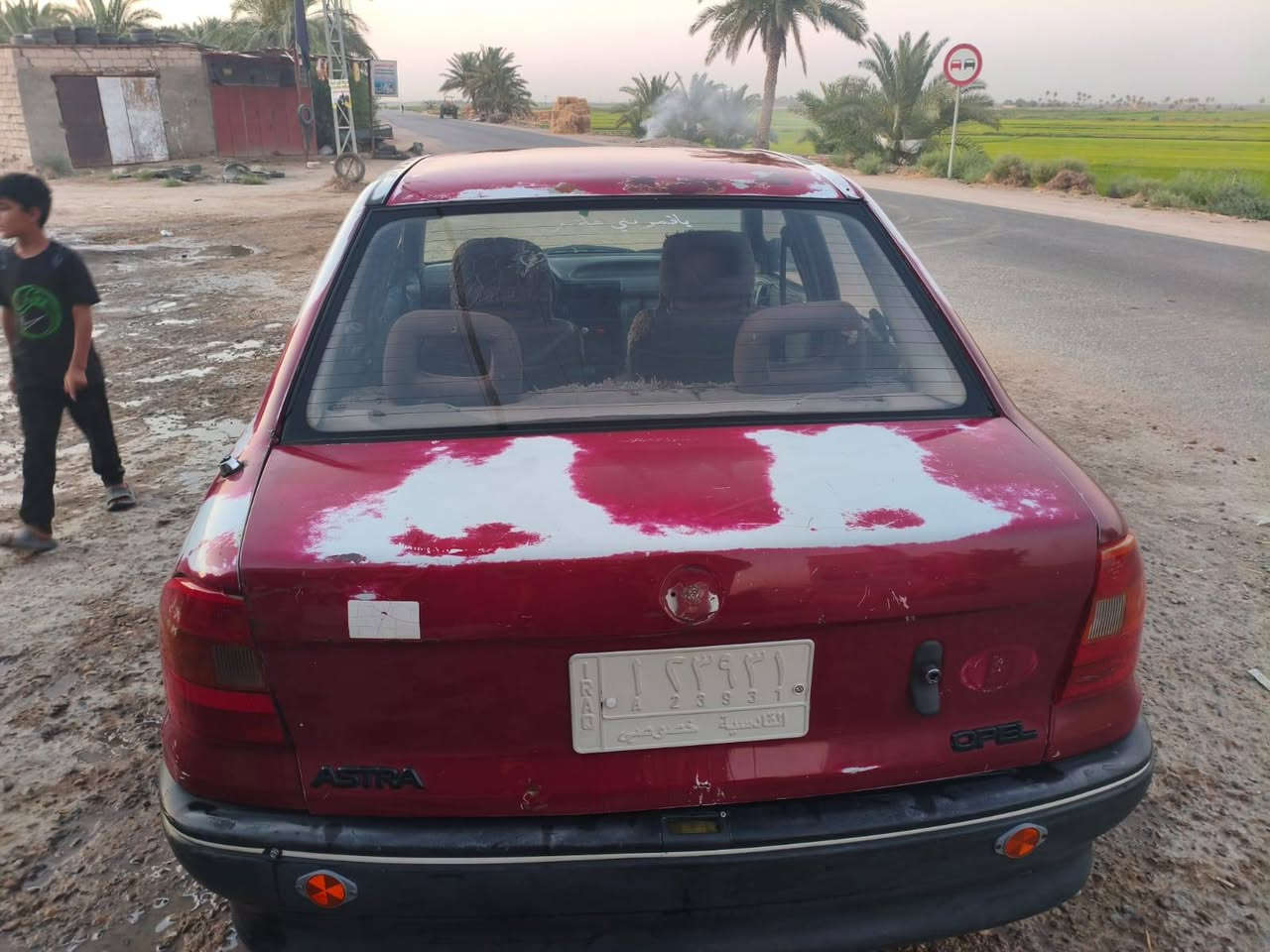 السلام عليكم ارفع المنشور بكلمه ياالله للبيع اوبل استرا رقم قادسيه مكينه 1600 مكينه  وكير وحداديه تخم تأير جديد كهربائيات كله شغاله دواخل جدد  مكفوله من ضربه وصبغ  السياره جاهزه علئ اخر حبايه مكان السياره نجف مناذره عمود 93 السعر 25 وبيه مجال قليل ***********
