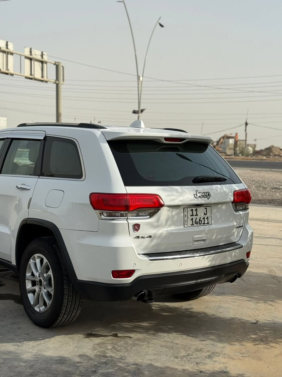 السلام عليكم للبيع جيب موديل 2014 خليجي فول مواصفات 1/1 لمتدد
مواصفات جكات تصعد وتنزل 
شاشة كبيرة 
مودات قيادة 
ستيرن كهربائي 
كشنات جلد + تدفئه 
كشنات كهرباء 
صندوق كهرباء 
ستيرن هيتر 
بنوراما 
ماشية 92 الف حقيقي 
كير طيارة 8 نمر 
اشاير بالمري 
يدات نيكل 
مكينه 6 سلندر 
انارة بالدوسات 
السونار مرفق مع الصور 
تخم تاير تخم دسكات 
سيارة جديدة مال بيت 
بعد هواي مواصفات معروفه لمتدد 
سيارة بسمي تحويل ثاني يوم 
***********
