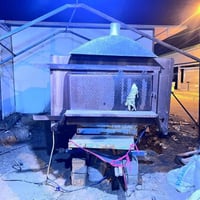 فرن صمون • للبيع • قطع غيار موجودة