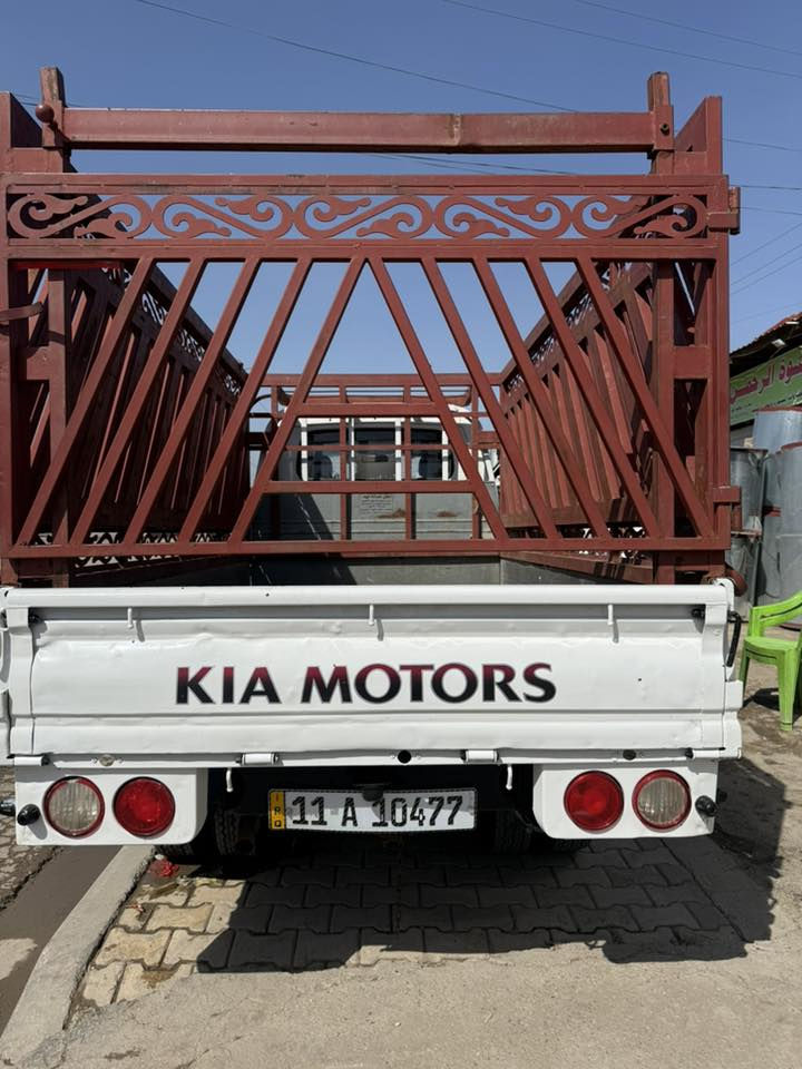 سلام عليكم كيا فحل مديل 2012 رقم بغداد أنكليزي مكينه مسكر بلادي جديده تخم تاير جديد خلفي أمحور 14 تانكي 120 السياره كفاله عامه السعر 120 او بيهه مجال مكان السيآره بغداد ***********
