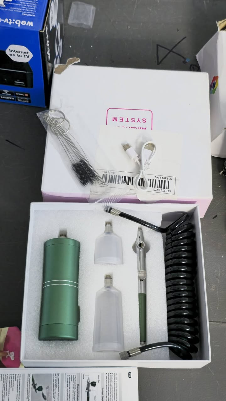 سلام عليكم 
جهاز تكحيل شحن


**إذا كنت صاحب هذا الإعلان وتريد حذفه لأي سبب، رجاءا أرسل رسالة إلى الدعم الفني**