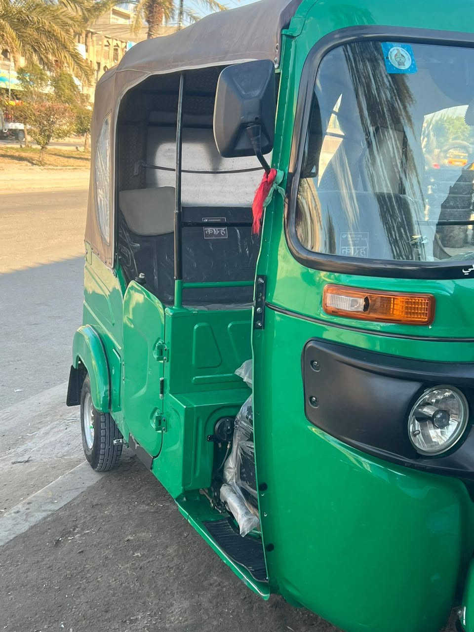 السلام عليكم تكتك موديل 22 شهر 11 تكتك حلو و خير من الله باسمي بغداد فقط بيها ضربه بل الغد اربع اصابع باقي مكفول كفاله عامه مكينة كفاله اذا مفتوح برغي مكاني بغداد الشعله ***********
