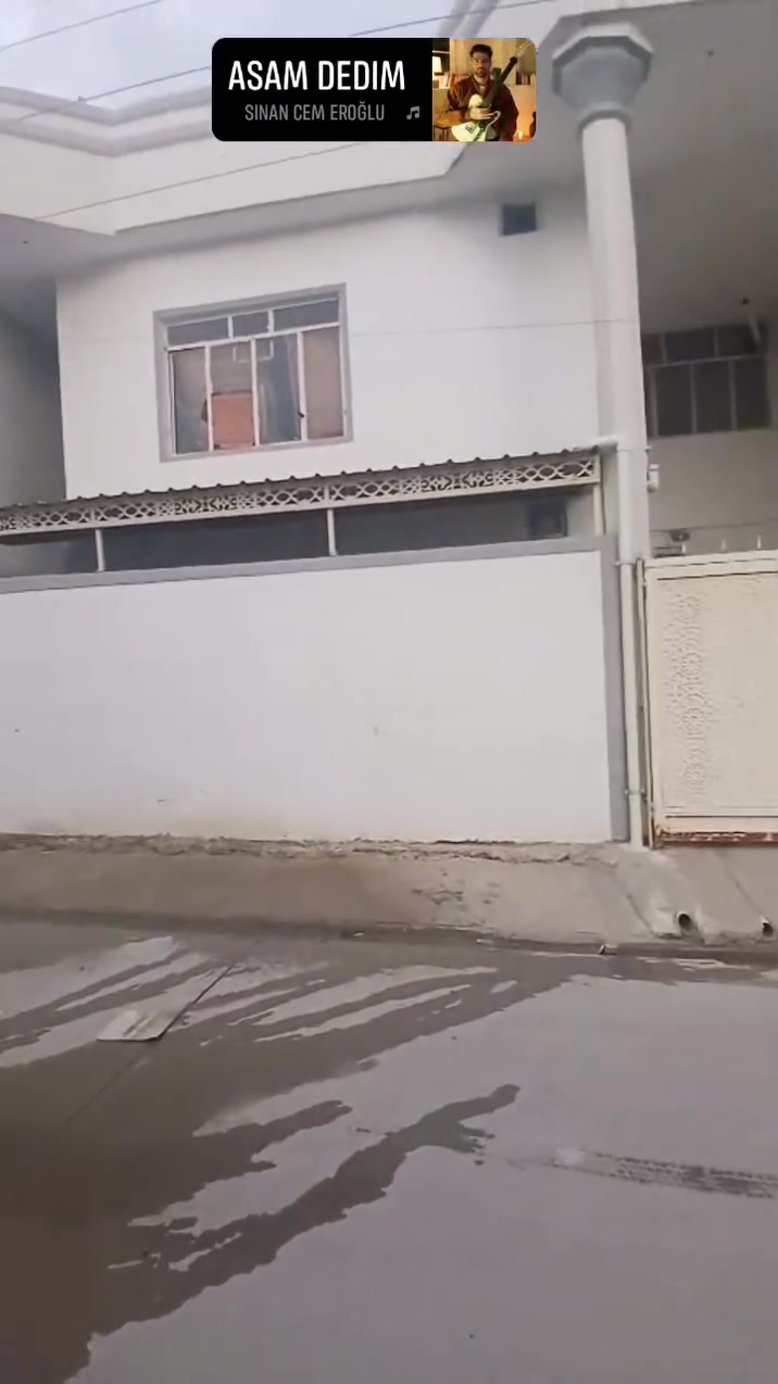 دار للبيع 💥 
مساحة 100مربع
طابقين 
الموقع حزيران 
موقع مميز 
السعر مناسب جدا 
يرهم استثمار
***********
او مراجعه مكتب جنة الفردوس2
