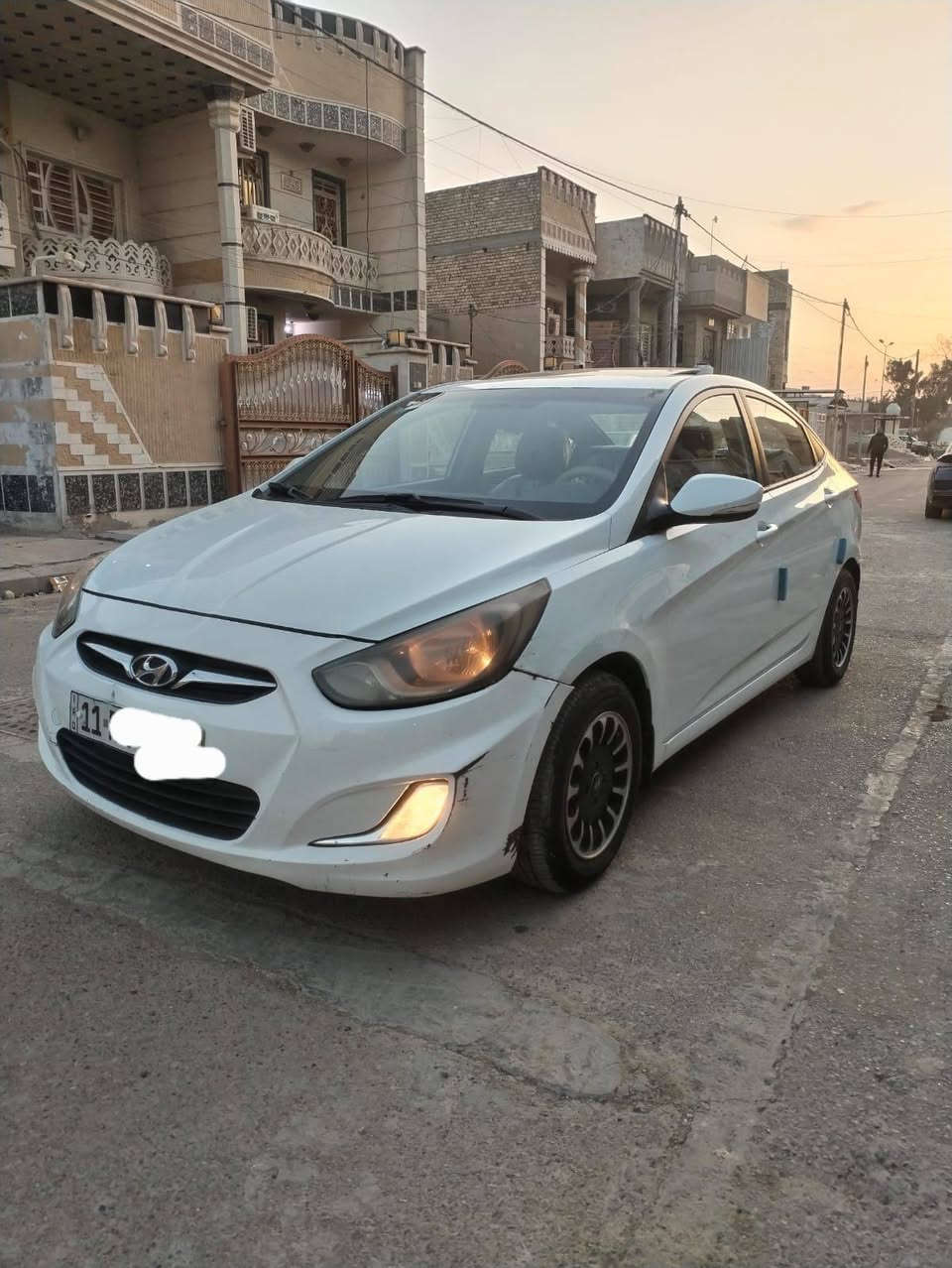 السلام عليكم اكسنت خليجي 2015  بيه ٣ قطع جنطه وجاملغ خلفي وجاملغ امامي السعر 96 ورقه رقم بغداد جاهزه سياره اتصال ***********
