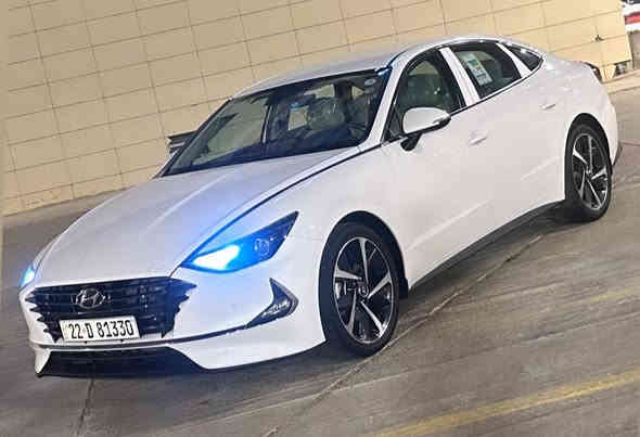 سلام عليكم 
الي يدور جديد وشرط برغي مامفتوح بيه
هونداي سوناتا 2023 خليجي 
كفاله عامه 
رقم اربيل الجديد بسمي تحويل حاضر 
ماشية 42 الف 
موصفات 
حجم المحرك  2,5L
مرتبط بناقل حركة أوتوماتيكي 8 نمر
🎹 كير بيانو 🎹
🔑مفتاح التشغيل بصمة
💨عدد AIR BAG 2
🚘اريل نفكيتر
📷كاميرا دوارة
🚘حساسات أمامية
🚘حساسات خلفية
🔦لايت  LED
🔦بك لايت LED
🌀ويل كب 19 
شفتات مقود
مثبت سرعة كروز
 قطعتين تبريد
نظام مانع الانزلاق
حساسات اطارات
درايف مود
💫اشاير بالمري والمري قابلة للطي كهرباء
وباقي الموصفات معرفه 
السياره حيل جديده 
مكاني بغداد 
السعر 193$
(***********) بغداد
