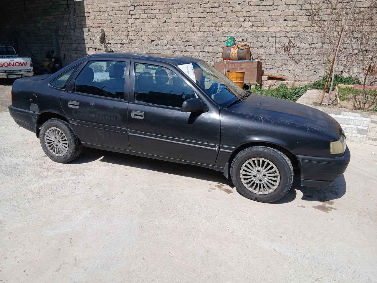 فكترا حجم ١٨ موديل ١٩٩٢ سنويه عظم لغاية ٢٠٢٩ رقم الماني باور اي بي اس سلايت قفل مركزي دوشه حدادية طغم تاير جديد وايرمنيا كل شغال كابون بانزين بيها كير شرط محرك بي بداية رخاوه بدون ضرر فقط ضررها البدنة مبدلة شرط التحويل والوكالة من الشرعي السعر ٢٧ للاتصال 
***********
***********
