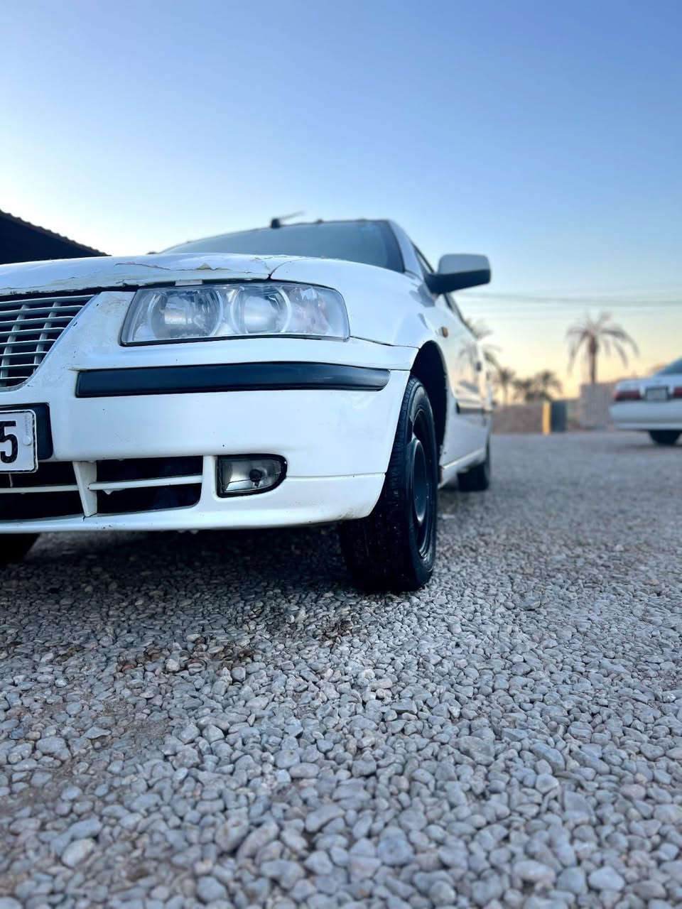 گير ومحرك خير من الله تجي وتفحص بايدك 
حداديه نضيفه حسب قناعتك تجي تقتنع يلا تاخذ 
سمند ناطق 2011 
رقم انگليزي مشروع وطني تحويل  شوكت ماتريد ثاني يوم تستلم سنويه بأسمك 
غرامات مصفره على ايدي 
1- تبريد ثلج تقتنع يلا تاخذ 
2- سماعات مضخم شرط صوتهن طرب 
3-گشر السياره بعد احلا من الصور تجي وتشوف بعينك 
السعر بـــ 42
مكان السياره نجف
رقمي بي واتس اب *********** النجف, العراق
