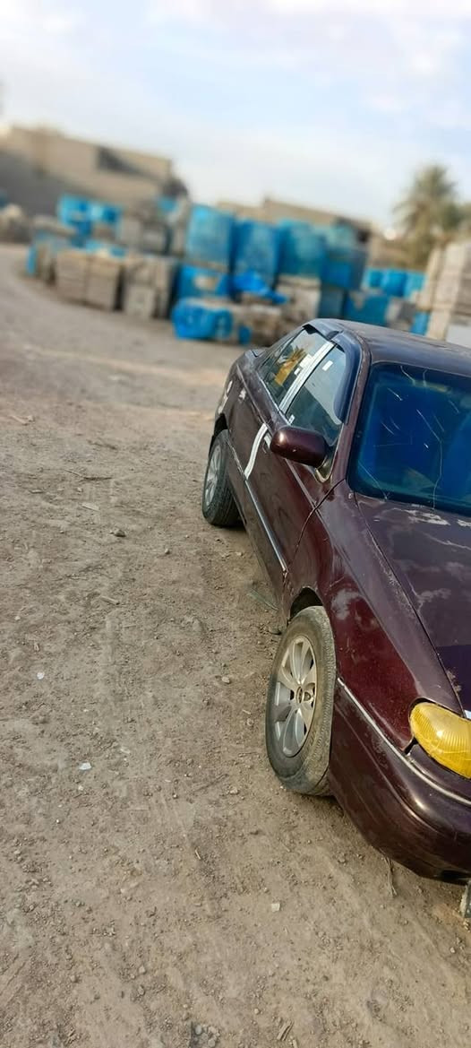 السلام عليكم
هونداي النترا دمعه رقم ديالى دولي 
محرك مفتوح كير عادي 
السعر ٢٥ وبيه مجال 
***********
