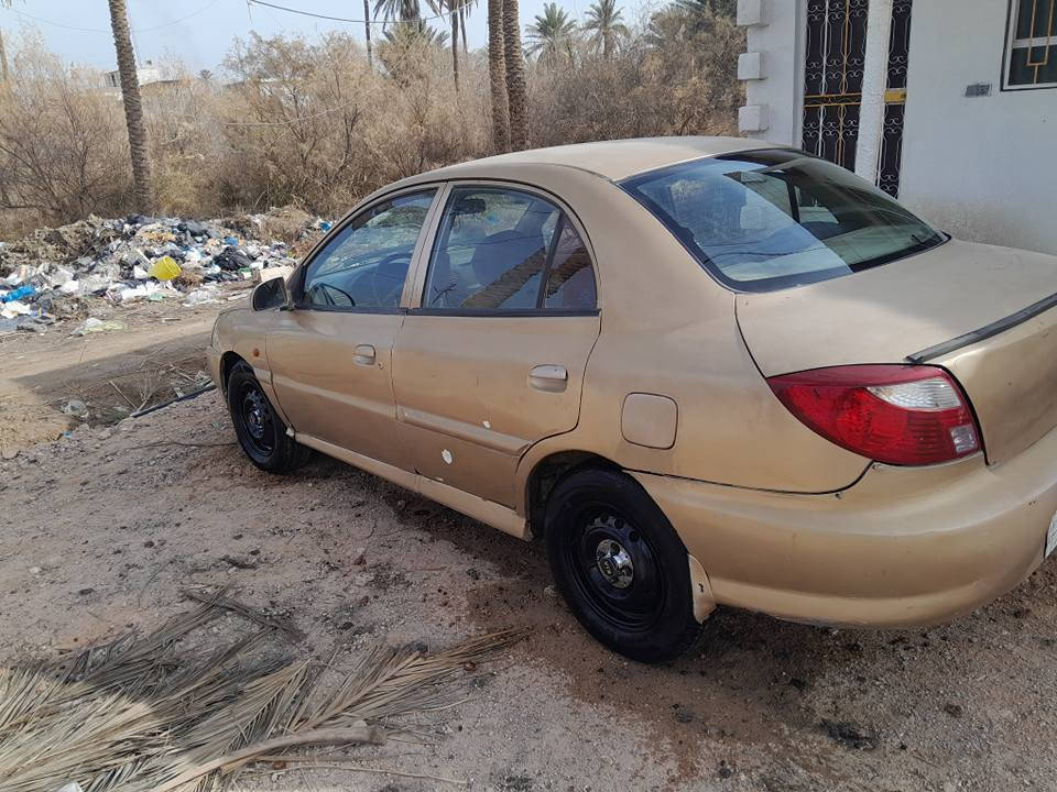 كيه ريو موديل ٢٠٠١ سنويه ماصاقطه رقم بغداد مشروع وطني اي غرامه ماعليه تحويل مباشر مكينه جديده كرهبائيات شغاله تخم تاير باتري جدد مكفوله من الضربه السعر ٢٦ وبيه مجال قليل مكان كربلاء طوريج *********** كربلاء, العراق
