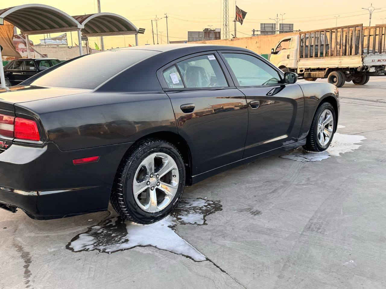 سلام عليكم جارجر 14ادوات كفالة تخم تاير السيارة جاهزة من كلشي مكينه 3600 خليجيه متومه شمالي ارقام اوسنويه سعر 72 بيهه مجال العنوان البصره ***********
