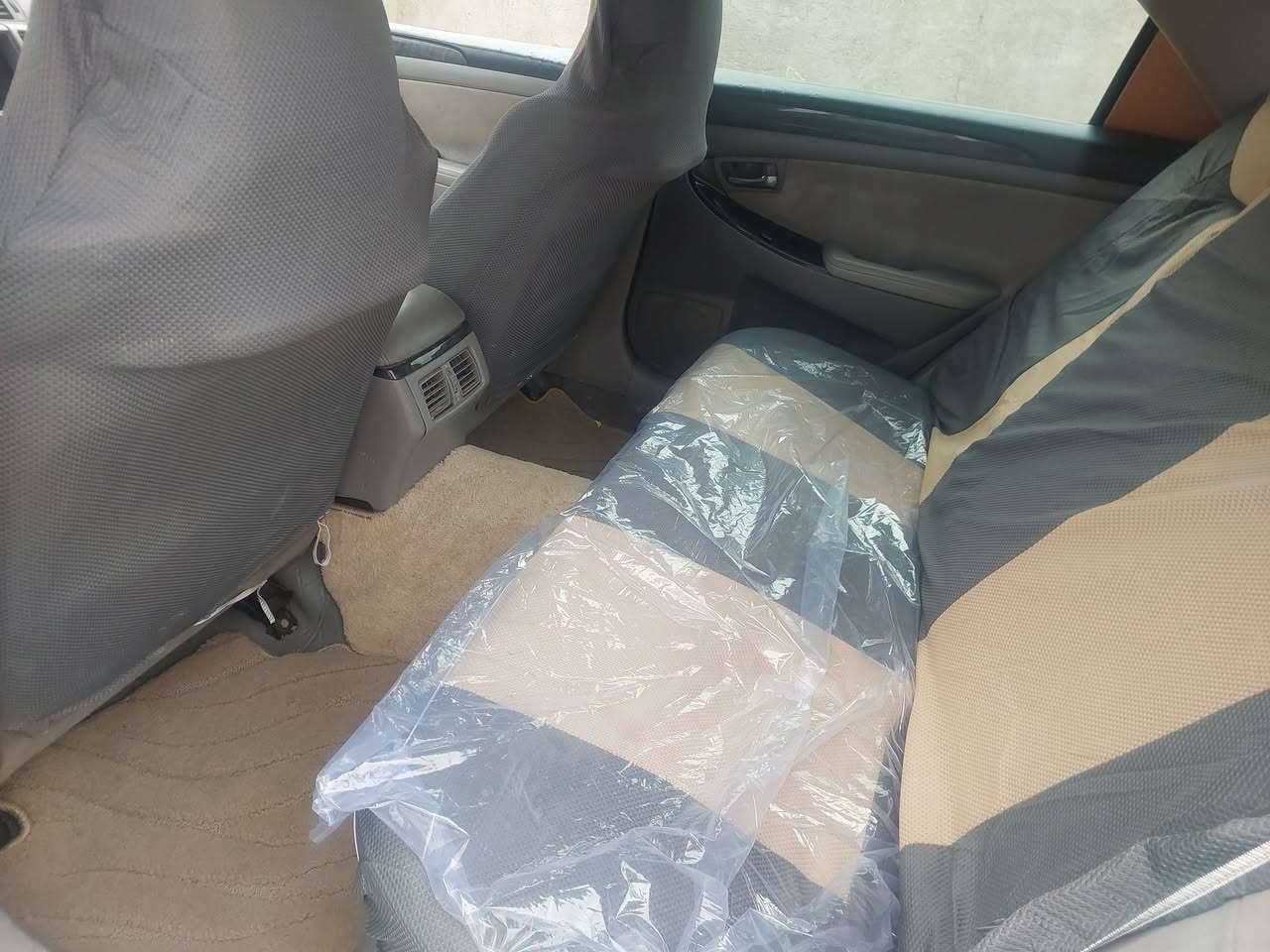 سلام عليكم شاهينه رقم كركوك كصه جنطه ابيع كصتين سعر 65 فول فتحه 3 قطع تبريد موديل 2007 صل بصمه رصاصي *********** مكاني نجف ناحية لحريه
