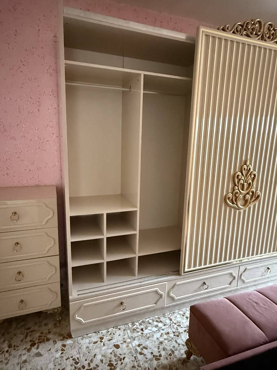 السلام عليكم غراض بيت للبيع المكان حي الشهداء الغرفه بمليون التخم ٣٠٠ سياره ٤٥ بيهن  مجال


**إذا كنت صاحب هذا الإعلان وتريد حذفه لأي سبب، رجاءا أرسل رسالة إلى الدعم الفني**