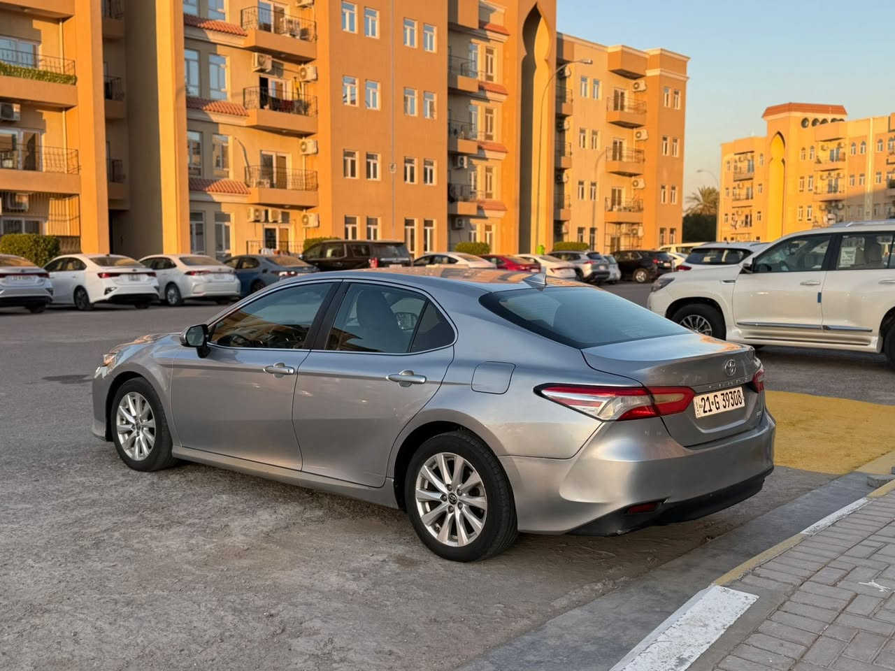 السلام وعليكم
للبيع كامري
موديل2020
سيارة جديدة بدون نقص 
سونار ب منشور 
سعر180وبي مجال 
السونار مرفق مع الصور 
فقط شبر صبغ بالصندوق
الاتصال***********
مكاني بغداد يرموك او غزالية
