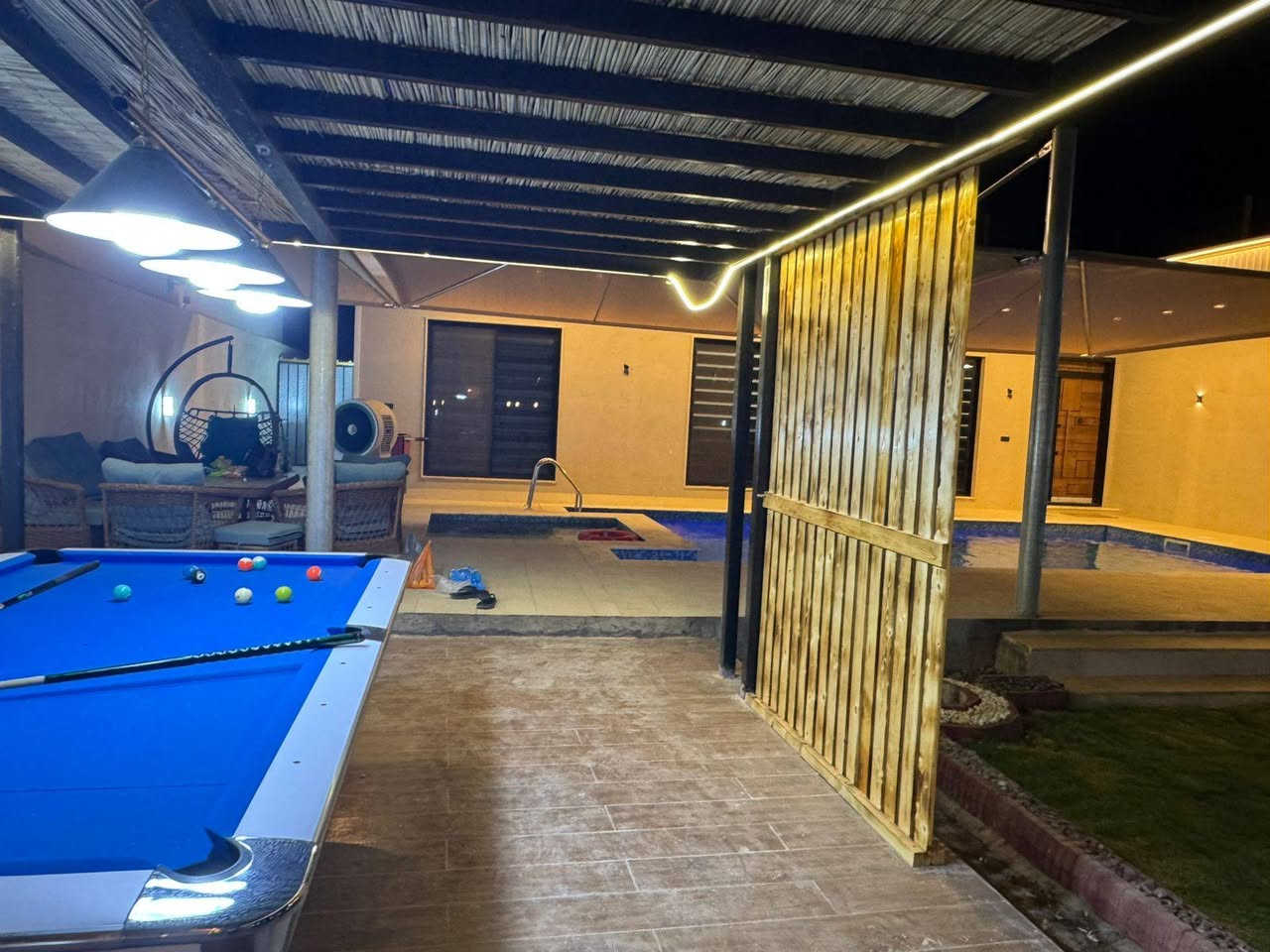 مزرعة رقم (6) في منطقة البوعيثة موثقة بتطبيق أجرلي شركة المصطفى للمسابح

السبت / صباحي مسائي
الاحد / صباحي مسائي
الاثنين / صباحي مسائي
الثلاثاء صباحي مسائي
الاربعاء صباحي مسائي
الخميس صباحي مسائي
الجمعة/ صباحي مسائي
للحجز واتساب/ ***********
