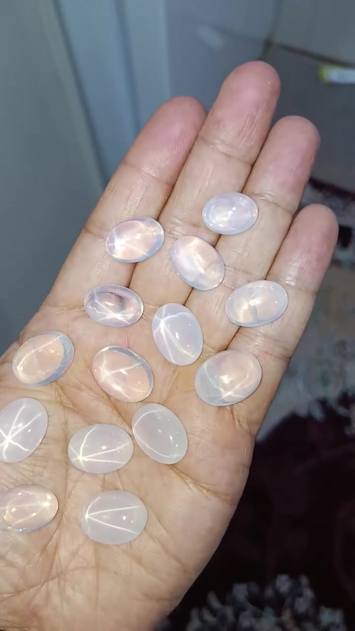 یاقوت نجمی
غرام ب ١٢٥٠ دینار
حدالاقل ٢٠ غرام للبیع
توصیل موجود


**إذا كنت صاحب هذا الإعلان وتريد حذفه لأي سبب، رجاءا أرسل رسالة إلى الدعم الفني**