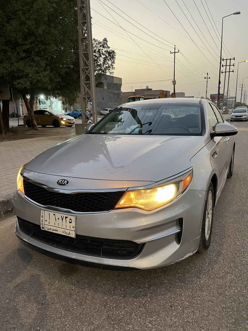 السلام عليكم اوبتيما 2018 رقم كربلاء
وارد امريكي فئة FE (كشن السايق كهرباء شاشة حساسات)وبقية المواصفات المعروفة 
الحادث (4 قطع صبغ)باب عكس السايق وباب السايق والباب خلف السايق والجاملغ الخلفي جهة السايق
السونار وصور الحادث بالمنشور كلشي موضح 
مكان السيارة كربلاء(معارض حي الصناعي معرض جوهرة كربلاء)
السعر 120 وبيه مجال
للأستفسار ***********
