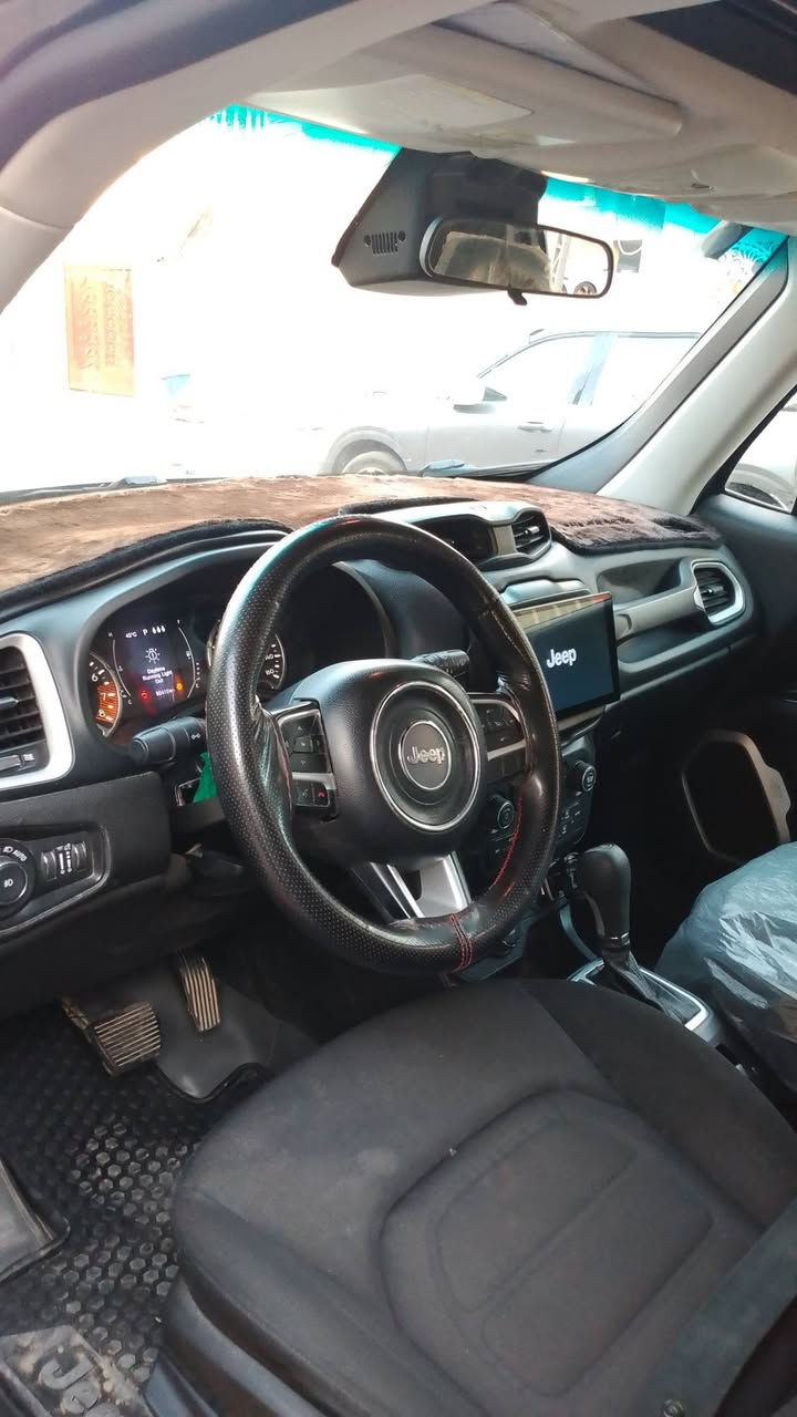 السلام عليكم للبيع مستعجل  السعر 99 جيب رنكيد موديل 2019  رقم  بابل تحويل ثاني  يوم اعله فئه لاتيديوو
السلام عليكم للبيع مستعجل  السعر 99 وبيها مجال    جيب رنكيد موديل 2019  رقم  بابل تحويل ثاني  يوم اعله فئه لاتيديوو
الحادث جاملغ وً بنيد الباقي مكفول 
ماشيه 91 الف سياره ع وضع الشركه 
المواصفات :  4*4 فور ويل 4 انظمة قياده جبال وثلوج ورمال وامطار 
بنراما /بصمة / تشغيل عن بعد  / رادارات / بلوجكترات / فور ويل ماوس / هندبريك دكمة / ويل كب  / مانع انزلاق / شاشة كبيرة ايباد / كروس سرعة / تحكم ستيرن /  مركزي / رادار جانبي تبريد ثلج 🥶 
 بيها طخه بسيطه بالقبق ويشتغل مابي شي تنفتح وتنسد العنوان الديوانية رقم التلفون ***********
