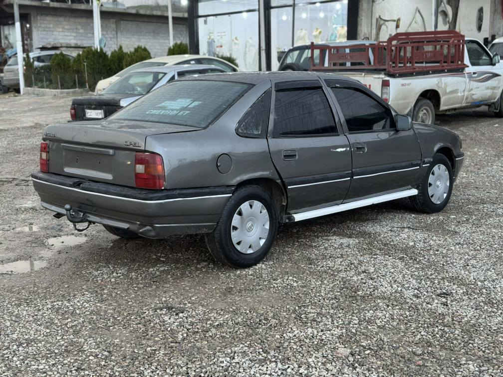 بە ناوی خودا ماشەڵا لە ماڵی هه موو لایک ئۆپڵ مۆدیل 1991مە کینە 18گیڕو مەکینە بە شەر پیشو دوای کەپسە کامل جوانکاری بۆ کراوە تازە بۆیاخ کراوە بۆجوانی سە قفی موسە وەرگە ڕەو نییە شتیکی جوانە کارەبی مەز بوتە ئاڕمی پلاستیک خوار بە لاشم ۆ هیناون ***********ماڵی فەقیرە بەنزین هه رناخوات 
کارە بای گشت گیانی ئیش ئە کات السليمانية, العراق
