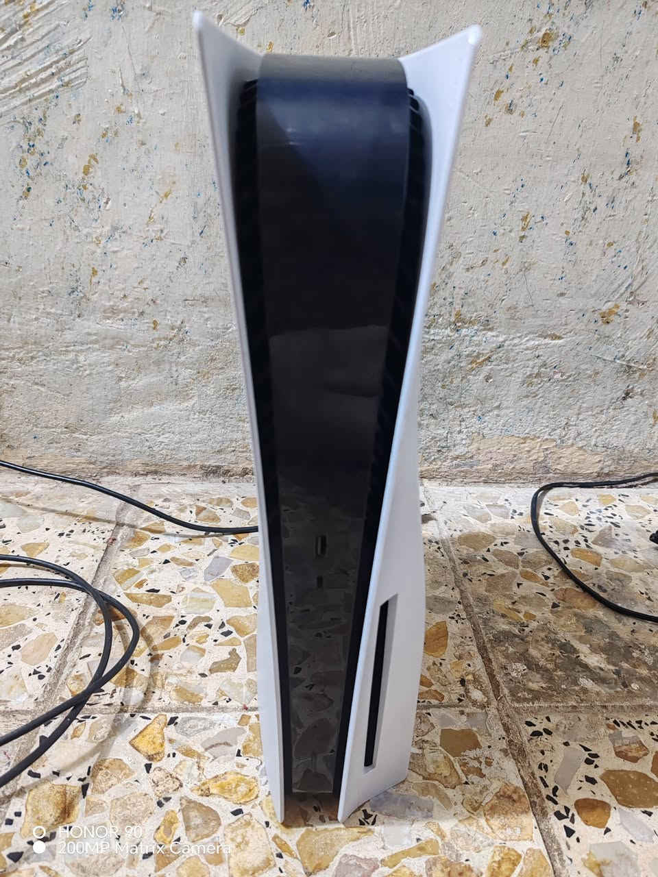 السلام عليكم شباب عندي بلي فايف فات نضيف بلجيس يلهف لهف الهوة ما شامة بعدة بي ريحة الشركة مستخدم قليل ما عندي. وقت اله السعر ٦٥٠ وبي مجال مكاني بغداد وهذا رقمي ***********

