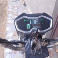 دراجة شحن للبيع  اربع سرعات السرعه 80 لايت ثلجي عالي وناصي واشاير ونشر...