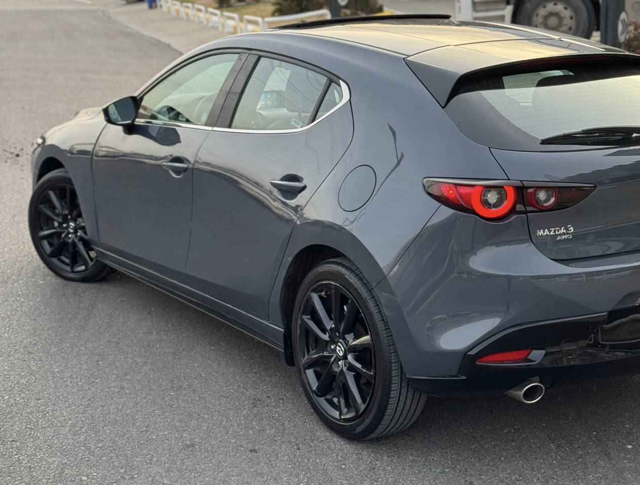 𝐌𝐚𝐳𝐝𝐚 𝟑 𝐇𝐚𝐭𝐜𝐡𝐛𝐚𝐜𝐤 2024
٠۷۷۱۲٦٦۲٠٠۱
مازدا ٣ ٢٠٢٤ هاچباک
‎ره نگى چيمه نتوى 
‎سلاید - کوشن جلد - لایت لید - بەگلایت لید - کامێرا - کوشن کارەبا - گێچ ئلکترۆنی - ڕاداری کامل - اوتو هولد - برێک کارەبا -  - کوشن خەزن 
‎- كوشن كاره باي - كوشن و سوكان هيته ر -خه تى جاده 
‎- ٢پارچەی بۆیاخە ٢ پەلە ساردی هەئو بێ ناوگرتن
JM1BPBLM5R1709674
‎۱۳٦ گەلاو مەجال 
٠۷۷۱۲٦٦۲٠٠۱
