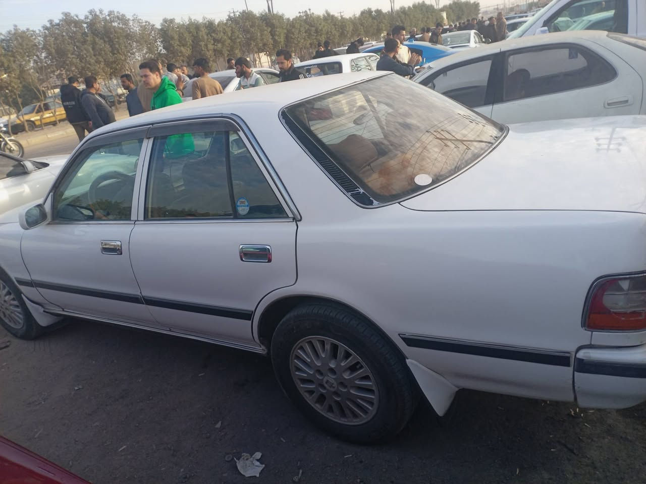 سلام عليكم مارك كربلائي لللبيع سياره كفاله كص ونقل مكينه وكير كفاله تخم تاير جديد سياره بسمي رقم دولي جديد سعرهة 60 وبيه مجال كلش قليل اخوان لمايعجبه سعر يعبر لمنشور رقمي ***********
