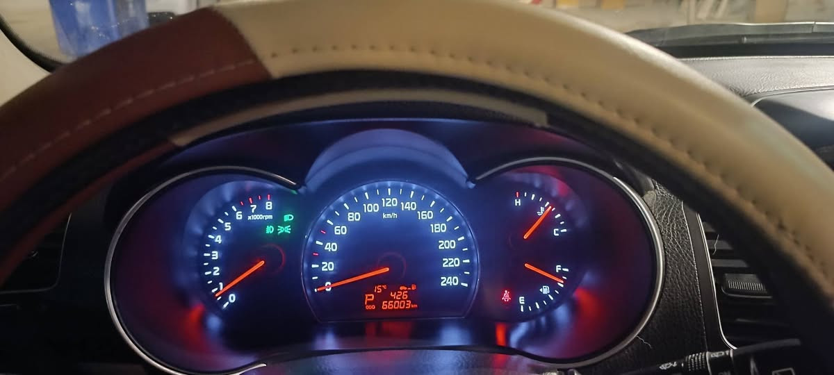 سورنتو 14خليجي 7راكب محرك 2400دوش 3قطع تبريد رقم بصره شاشه كامره حساسات بيه صبغ 5قطع دحجات مو ضربه ولا بجم ماشيه 66 ما ماشيه بالنسبه لموديله سعره مناسب 135
***********
