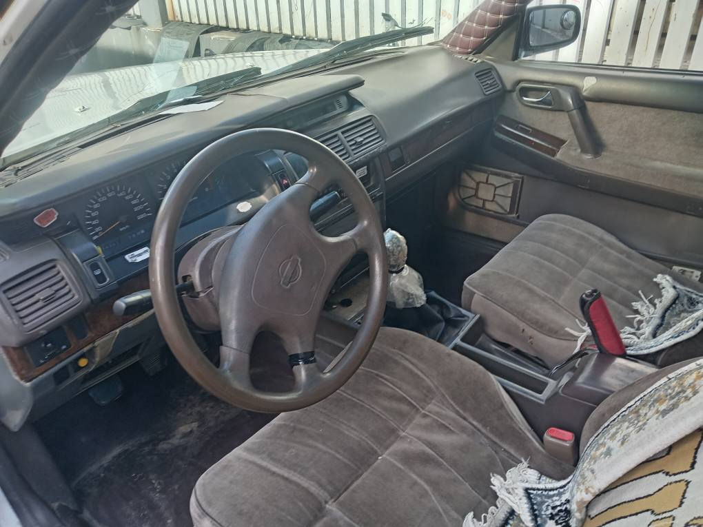 نيسان سدريك موديلي ٢٠٠١ كيرو مه كينه ي به شه رت زور مه زبوته اكسلي به شه رت الو كور ده كه ي به شتيك به دلم بيت &*********** فايبه ر واتصابي له سه ره _ارمي كوني سليمانيا السليمانية, العراق
