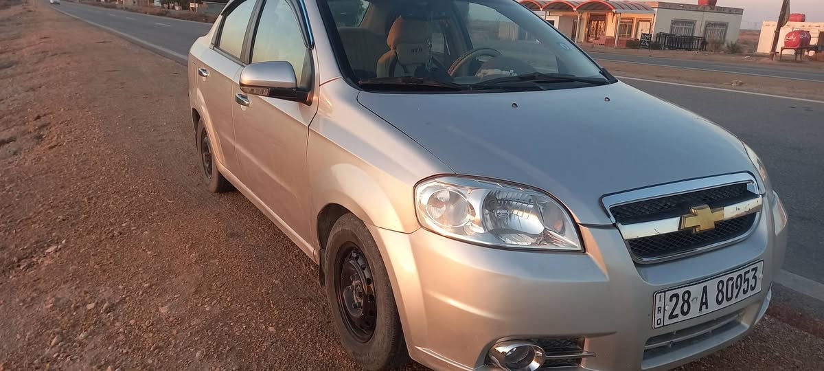 افو مديل ٩ خليجي مكينه  كير جديده مصبوغة حزام كفاله من الضربه والكصه ١٤٠٠ مفتوحه كامره خلفي السعر ٦٥ الهاتف ***********
