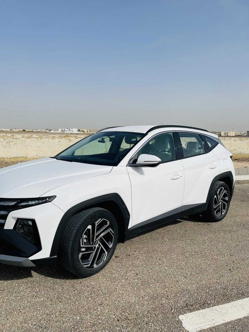 سلام وعليكم توسان البيع كفاله عامه الموديل2026 مكان البصره الامن داخلي السعر 238 نتصل وخادم ***********
